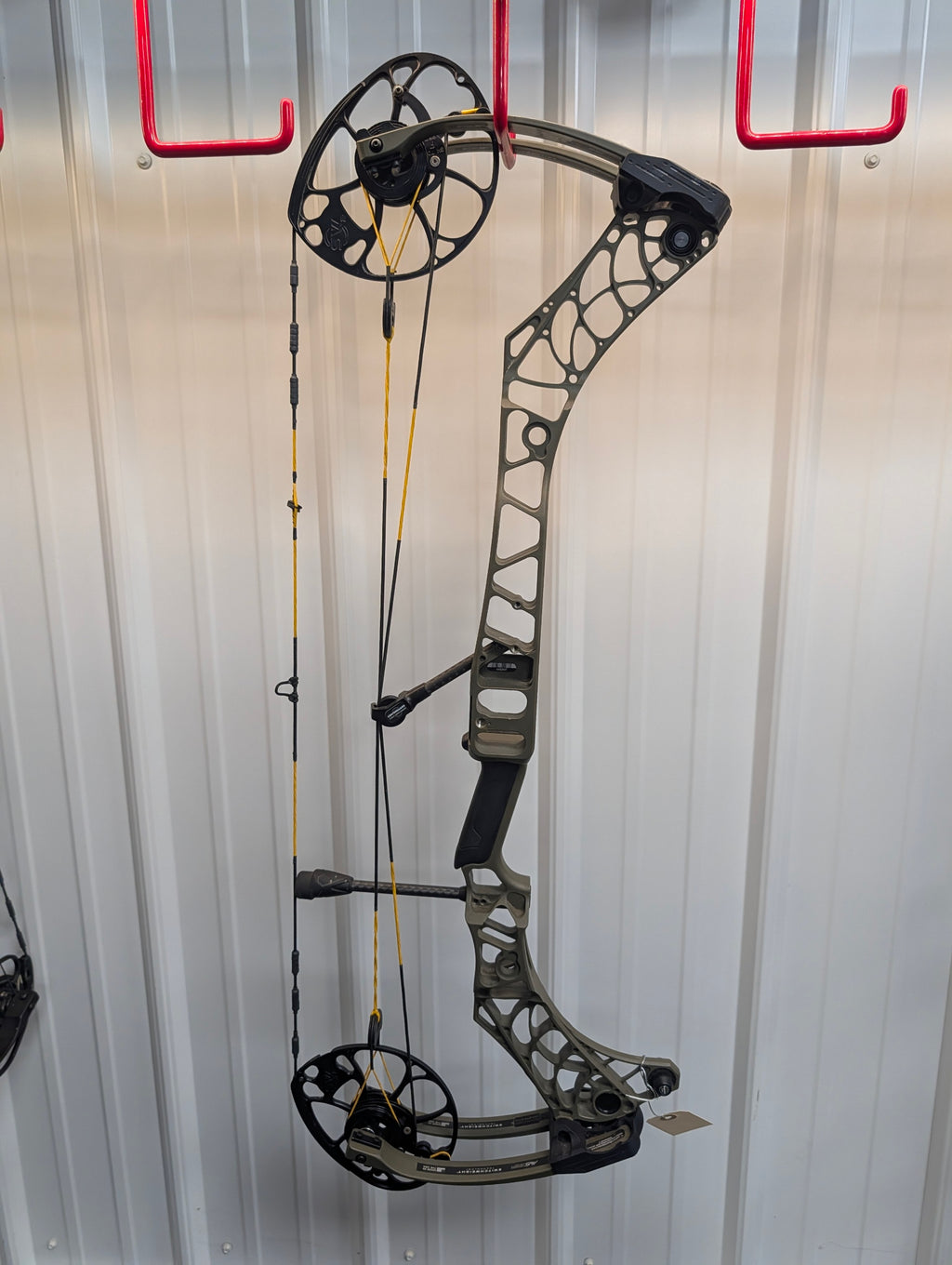USED - Mathews V3 31