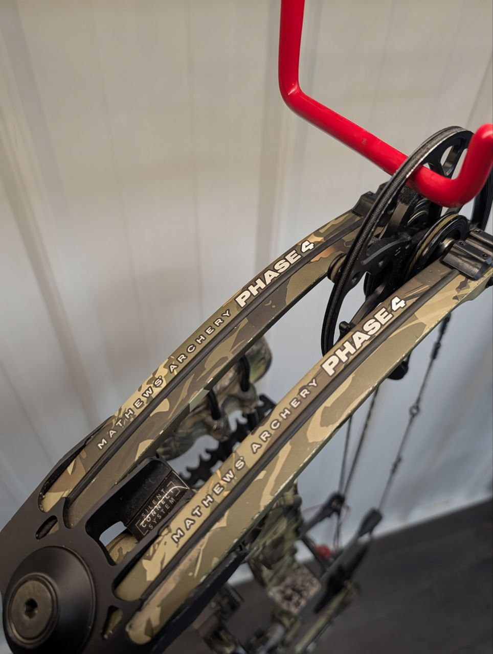 USED - Mathews Phase 4 33