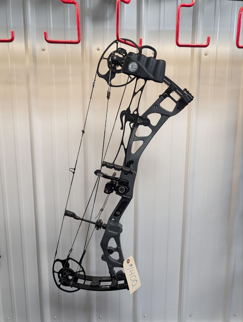 USED - Elite Eon Grey