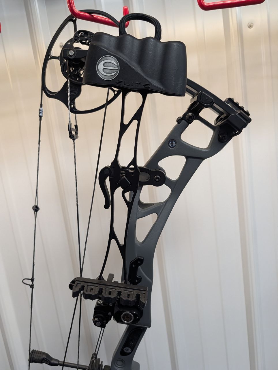 USED - Elite Eon Grey