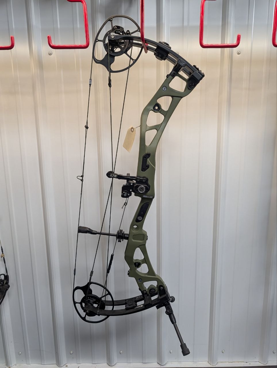 USED - Elite Eon Green